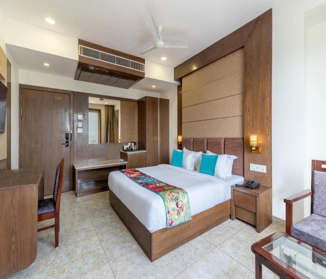 Hotel Pandora Grand, Udaipur- Nestled In Nature Wrapped In Luxury Εξωτερικό φωτογραφία
