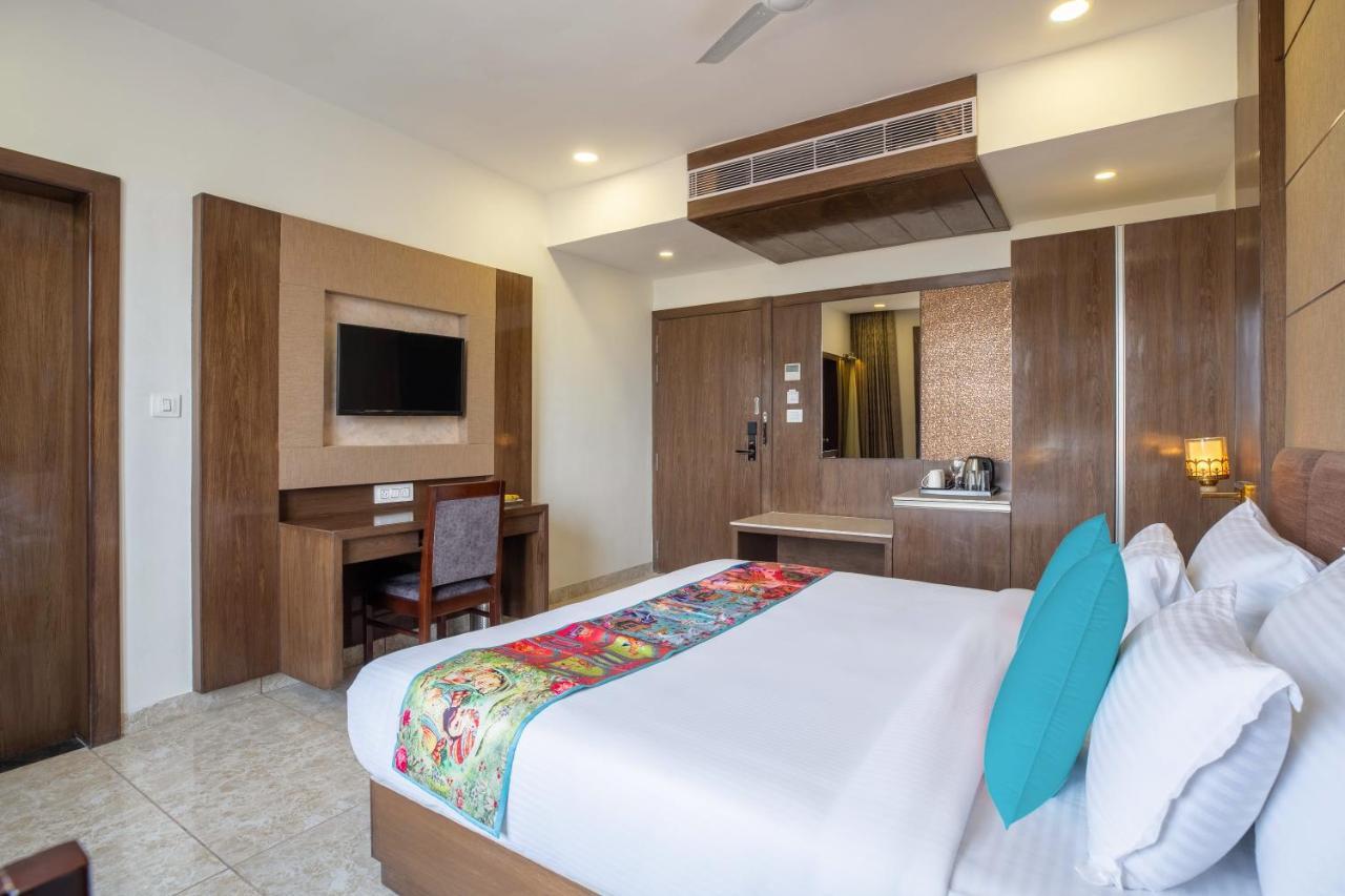 Hotel Pandora Grand, Udaipur- Nestled In Nature Wrapped In Luxury Εξωτερικό φωτογραφία